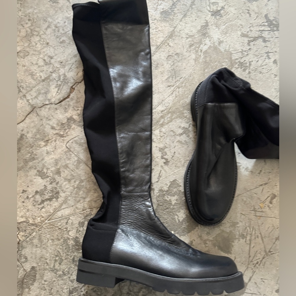 Stunning Stuart Weizmann over the knee boots